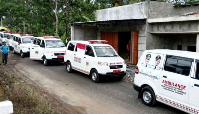 Gegap Gempita Karnaval HUT ke-80 RI di Sumberejo, 13 Ambulans Bikin Warga Terkagum-kagum
